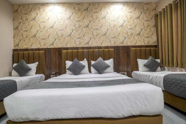 Hotel Miracle 2Km From Mahakal Temple Ujaim Exterior foto