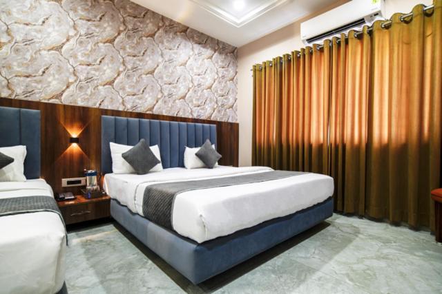 Hotel Miracle 2Km From Mahakal Temple Ujaim Exterior foto